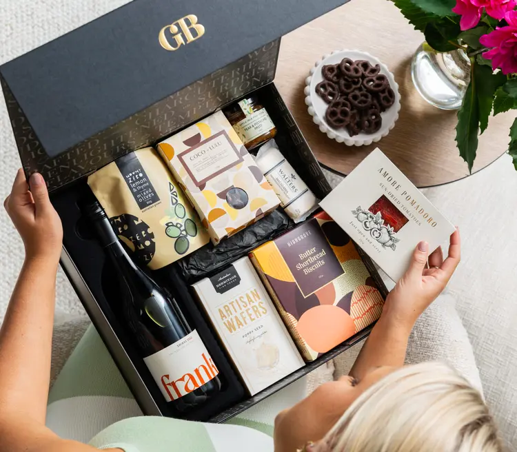 How to Personalise Christmas Gift Hampers in Australia This Year