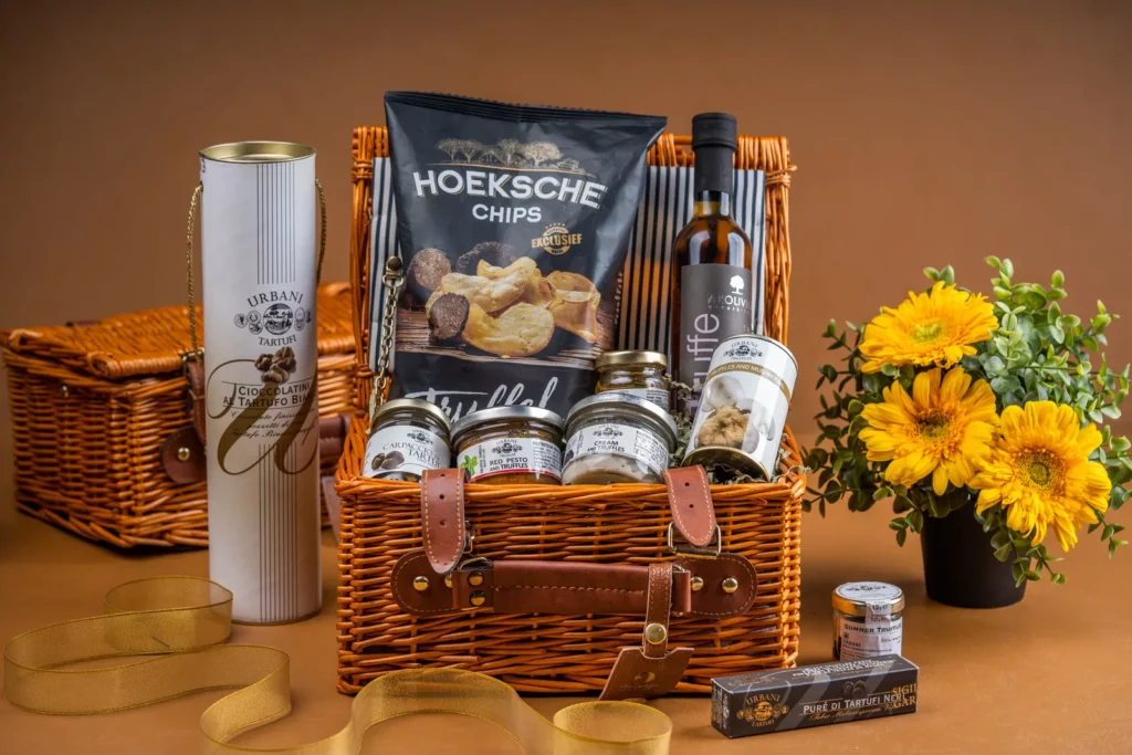 How to Personalise Christmas Gift Hampers in Australia This Year